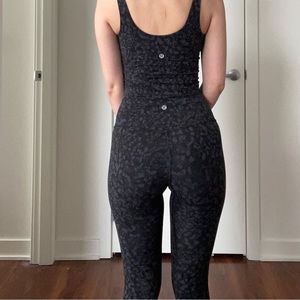 Lululemon set align tank and align leggings 23” both size 4 coal pattern
